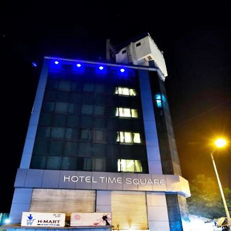 Fabexpress Time Square Hotel Thane Exterior photo