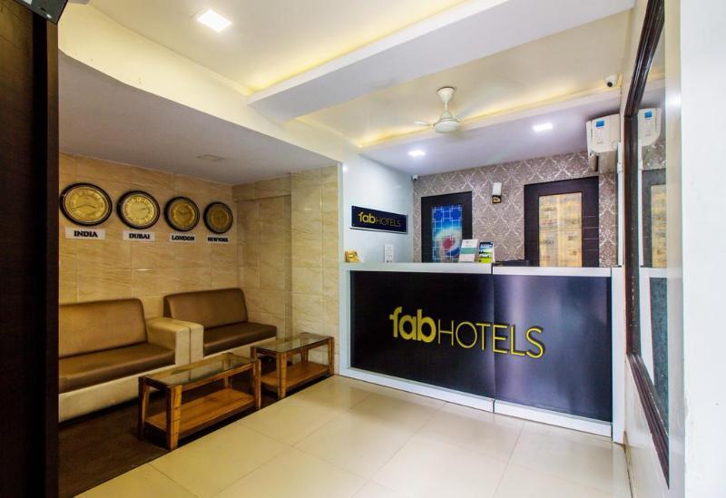 Fabexpress Time Square Hotel Thane Exterior photo