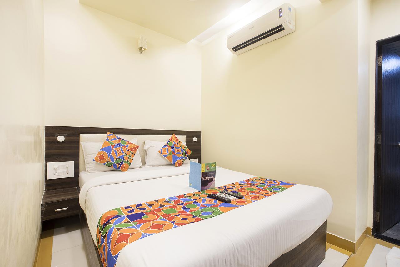 Fabexpress Time Square Hotel Thane Exterior photo