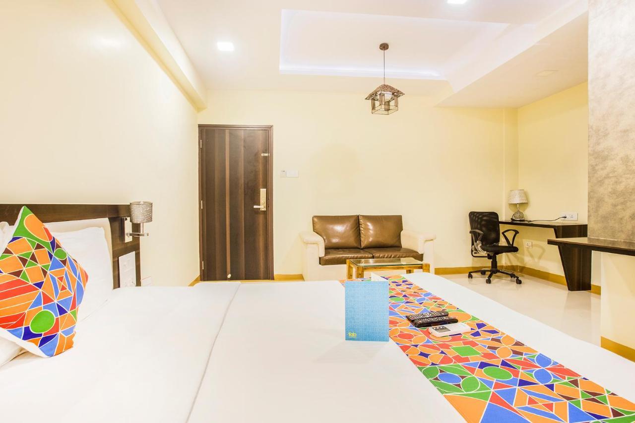 Fabexpress Time Square Hotel Thane Exterior photo