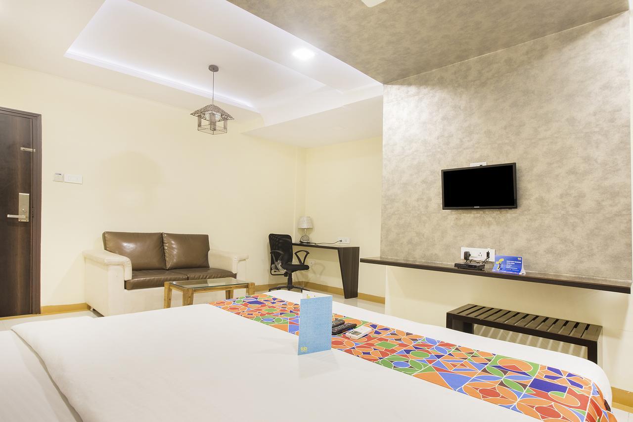 Fabexpress Time Square Hotel Thane Exterior photo