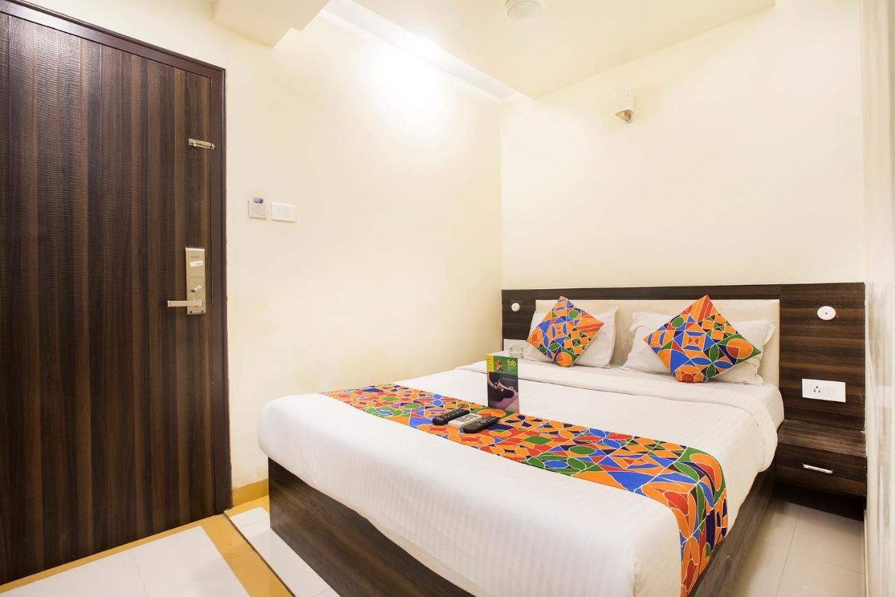 Fabexpress Time Square Hotel Thane Exterior photo
