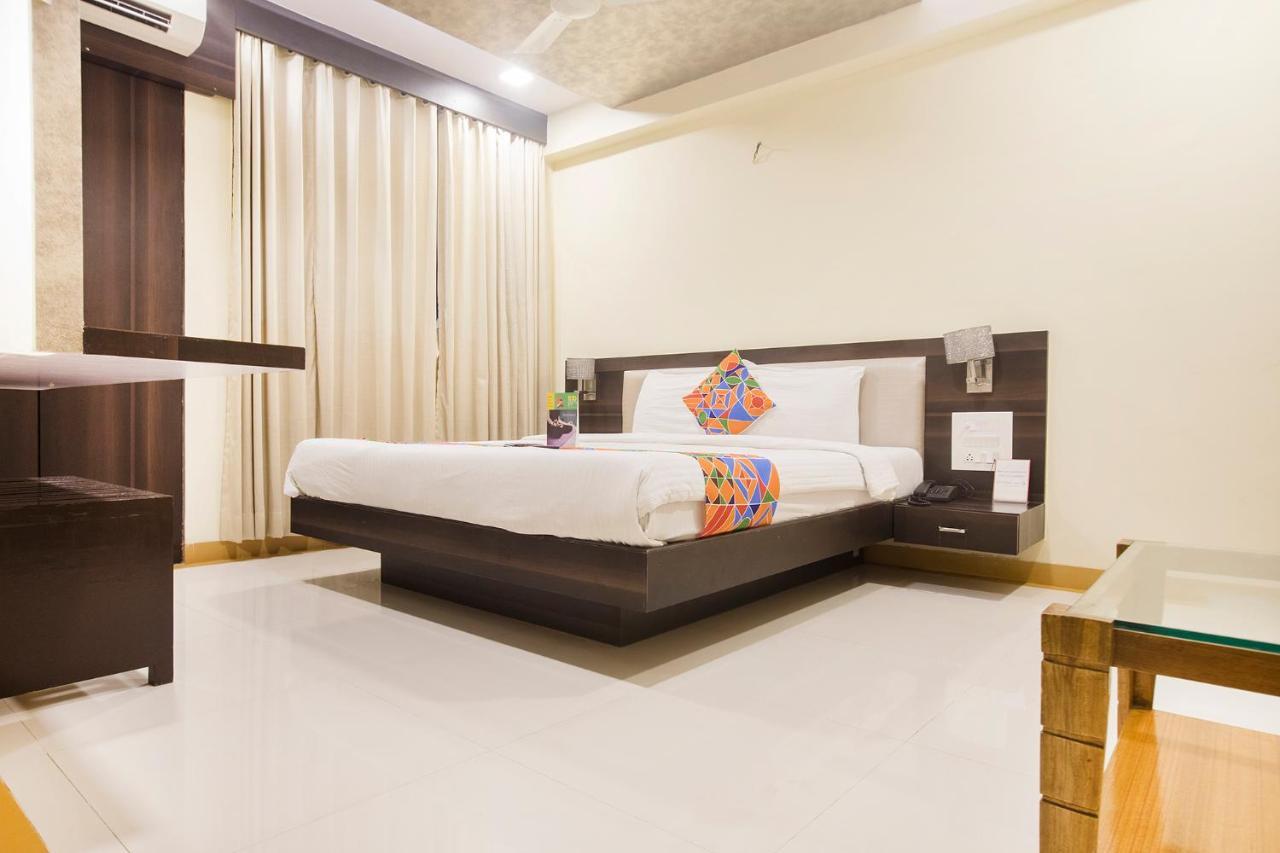 Fabexpress Time Square Hotel Thane Exterior photo