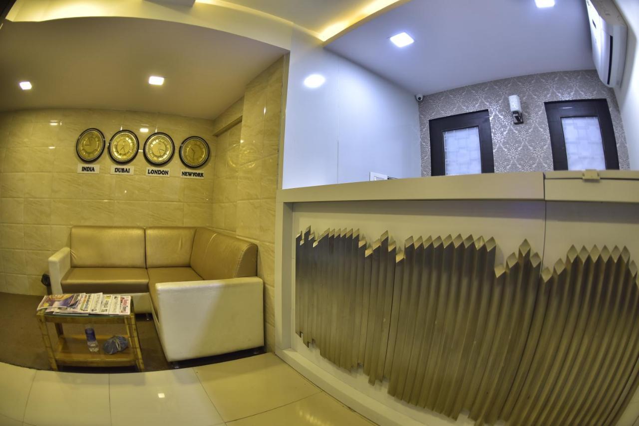 Fabexpress Time Square Hotel Thane Exterior photo
