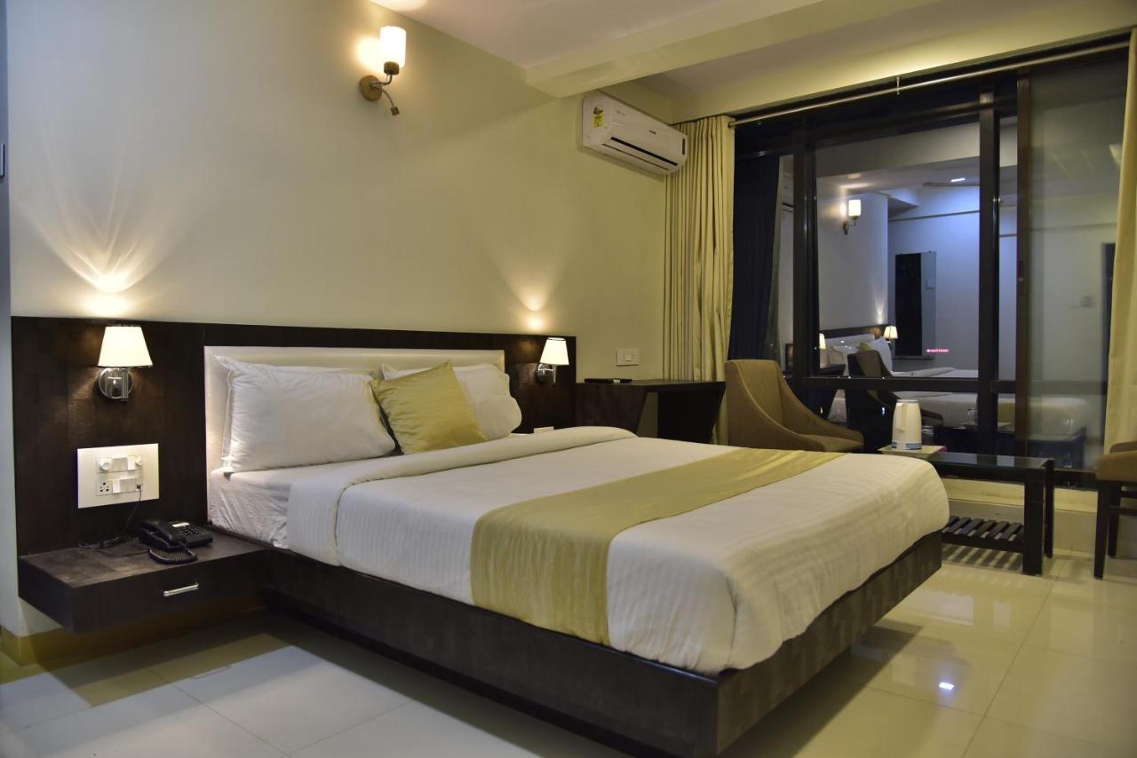 Fabexpress Time Square Hotel Thane Exterior photo