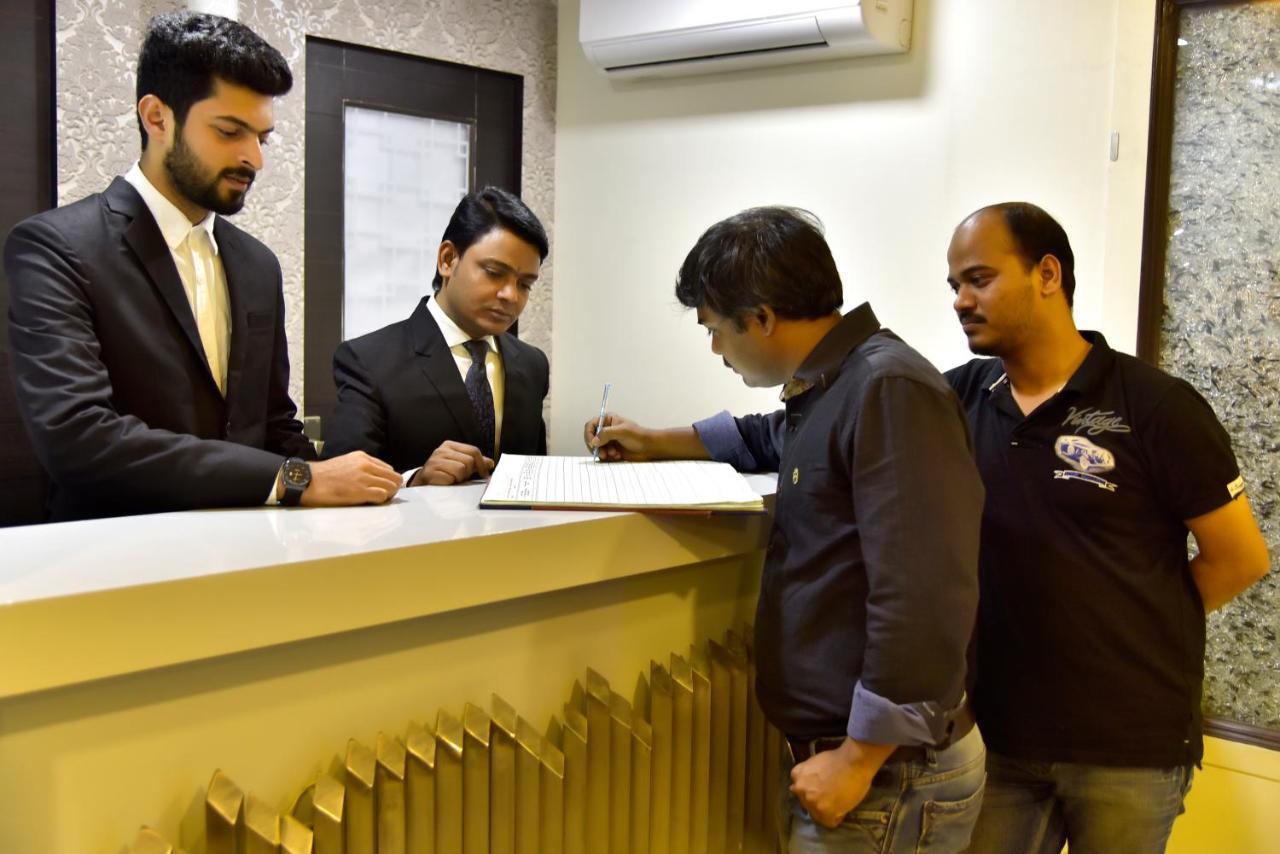 Fabexpress Time Square Hotel Thane Exterior photo