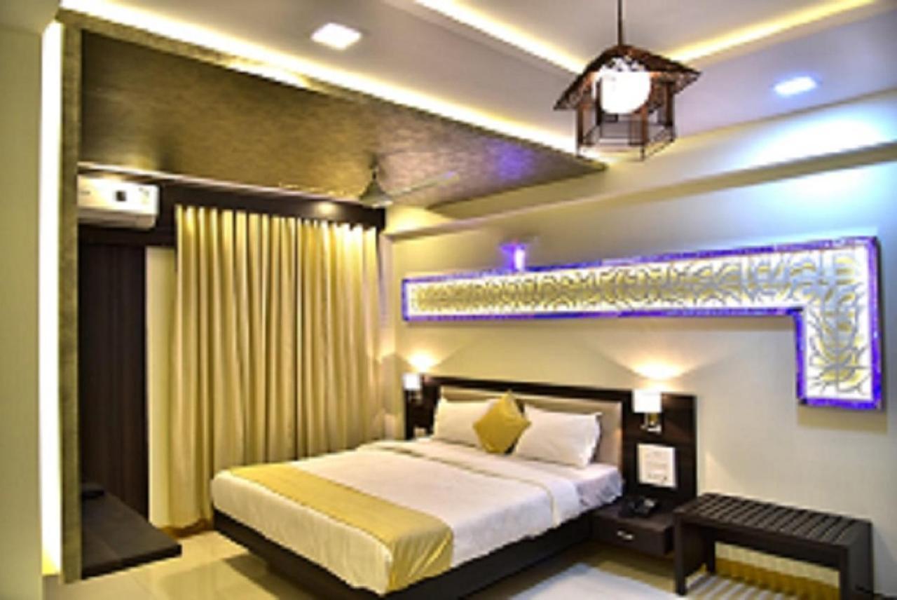 Fabexpress Time Square Hotel Thane Exterior photo