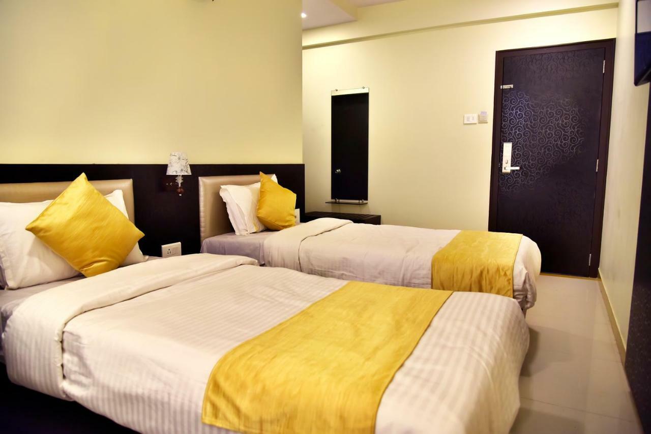 Fabexpress Time Square Hotel Thane Exterior photo