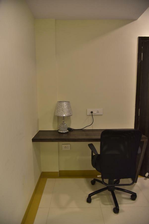 Fabexpress Time Square Hotel Thane Exterior photo